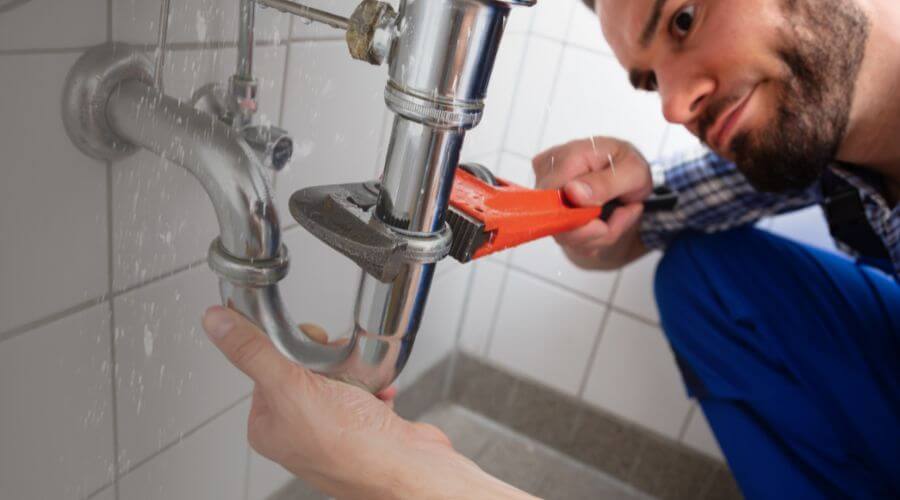 Professional same day plumber services in Edenville, MI